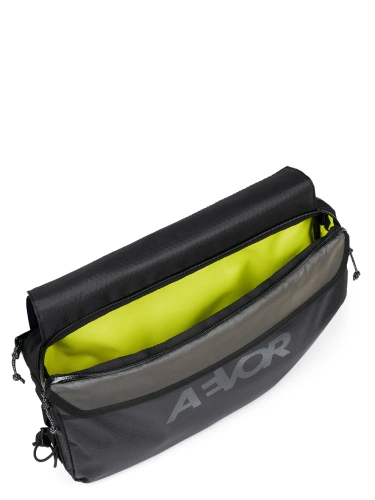 AEVOR Frame Bag Large PROOF Black 4.5l | torba rowerowa na / pod ramę | 2-in-1 | CROSSBODY BAG | WATERPROOF 13K