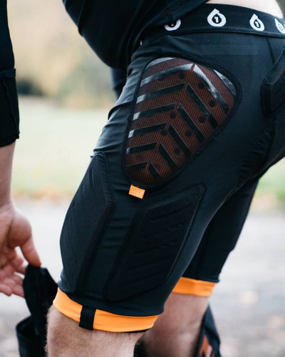 SIXSIXONE 661 EVO Compression Shorts | D3O | MTB / EDURO | black