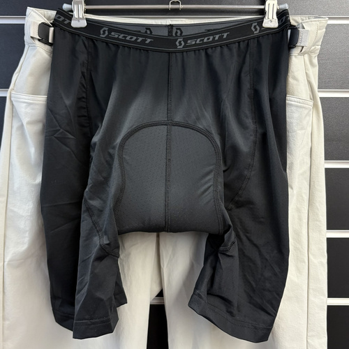 SCOTT Shorts M's Trail Flow w/pad | szorty / spodenki rowerowe | + wewnętrzne spodenki z wkładką | MTB / ENDURO | dust white