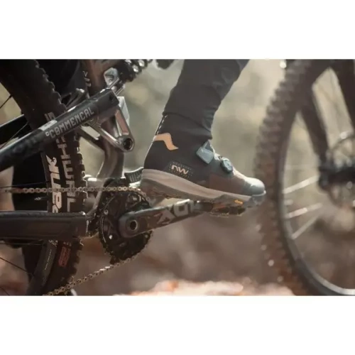 NORTHWAVE Kingrock PLUS MID GTX | jesienno-zimowe buty rowerowe | MTB / ENDURO | SPD | VIBRAM ® | GORE-TEX ™ | black / brown