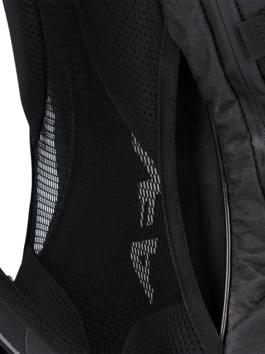 AEVOR Bike Pack PROOF Black 18-24l | plecak rowerowy / miejski / wyprawowy | z USZTYWNIACZEM / WENTYLACJĄ | WATERPROOF 13K + LAPTOP 15" IPX DIN