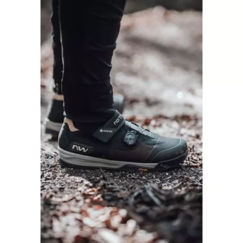 NORTHWAVE Kingrock PLUS MID GTX | jesienno-zimowe buty rowerowe | MTB / ENDURO | SPD | VIBRAM ® | GORE-TEX ™ | black / forest green